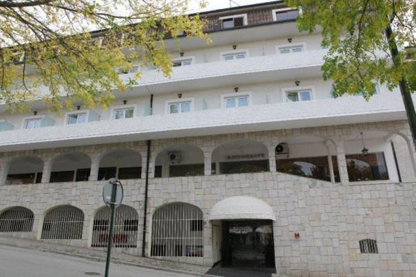 Petrus Hotel Chaves Buitenkant foto